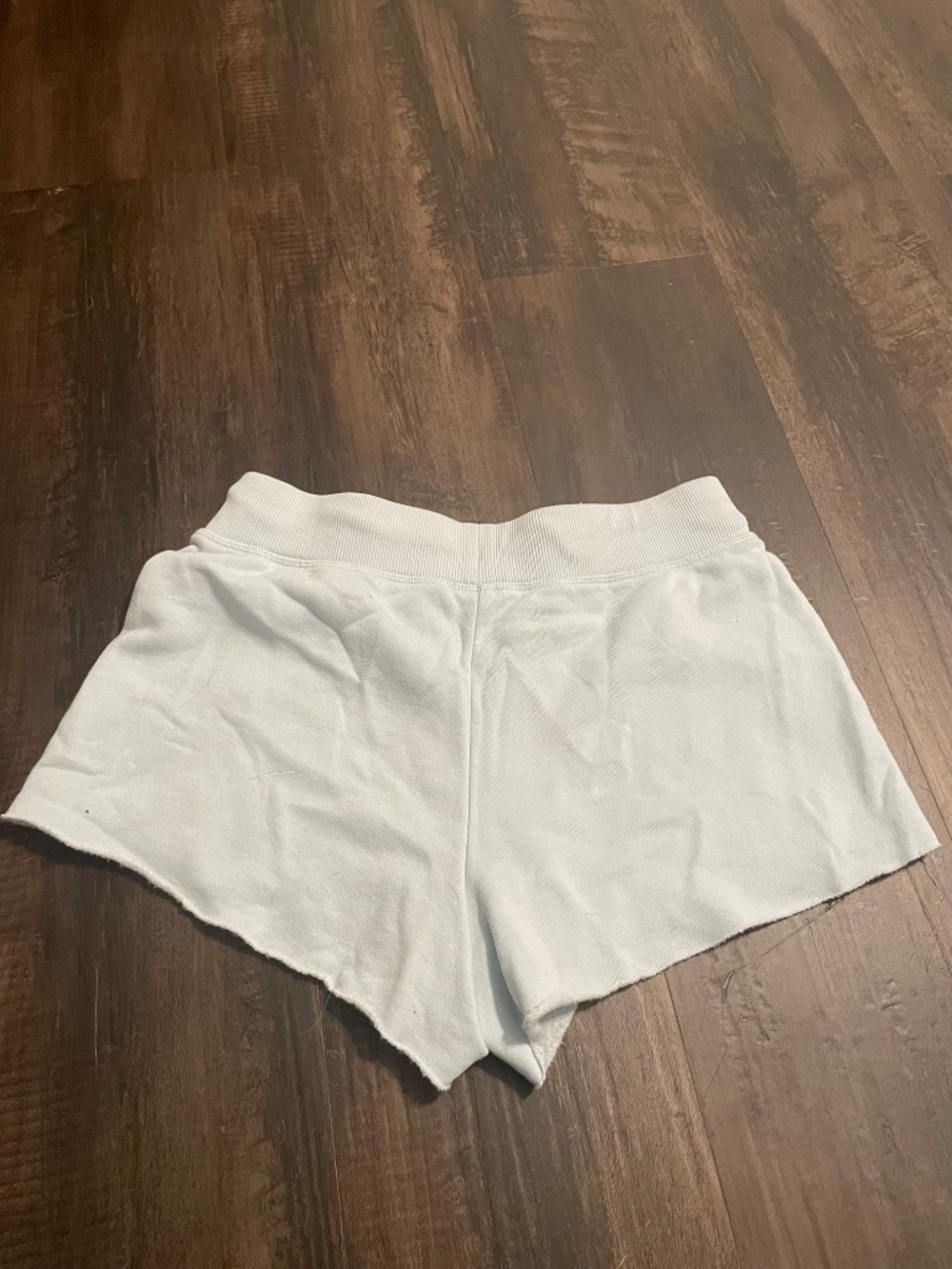 Shorts - Picture 2 of 3